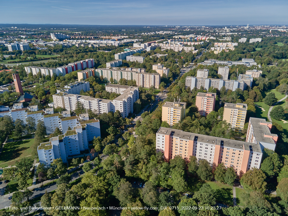 23.09.2022 - Sanierung am Karl-MArx-Ring 11-21 in Neuperlach